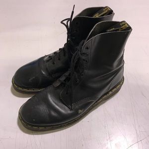 Made in England Doc Martens Men’s US 10